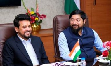 पेरिस ओलंपिक 2024 के लिए केंद्रीय खेल मंत्री की अध्यक्षता में उच्च स्तरीय समिति की पहली बैठक; आईओए और एमवाईएएस के प्रतिनिधियों ने भाग लिया