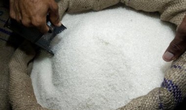 देश में उचित मूल्य पर पर्याप्त मात्रा में चीनी वर्ष भर उपलब्ध रहती है