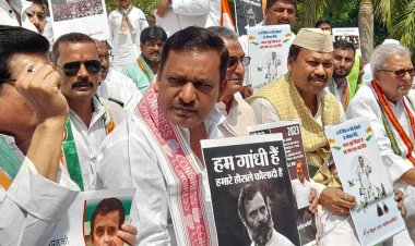 पटना में कांग्रेसियों का जनाक्रोश