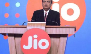 रिलायंस इंडस्ट्रीज Q1FY24 परिणाम: RIL का शुद्ध लाभ 11% घटकर 16,011 करोड़ रुपये, JIO का मुनाफा 12% बढ़ा