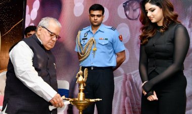 छोटे उद्योगों से जुड़कर नए उद्यमी औद्योगिक प्रगति में सहभागी बनें - राज्यपाल