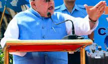 राज्यपाल ने केंद्रीय रिजर्व पुलिस बल की महिला बाइक टीम ‘‘यशस्विनी’’ को झंडी दिखाकर रवाना किया बाइक दल ‘‘यशस्विनी’’ नई पीढ़ी को प्रेरणा देने वाला-राज्यपाल