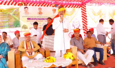 मुख्यमंत्री वृक्षारोपण महाभियान : 'हरियाळो-राजस्थान' – जोधपुर में उप मुख्यमंत्री डॉ. बैरवा एवं संसदीय कार्य मंत्री ने किया वृक्षारोपण – राजस्थान को हरित प्रदेश बनाने के लिए इस वर्ष 11 करोड़ पौधे लगाए जा रहे - उप मुख्यमंत्री, डॉ. बैरवा